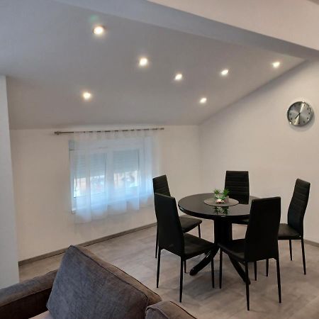 Apartmani Dream 普拉 外观 照片