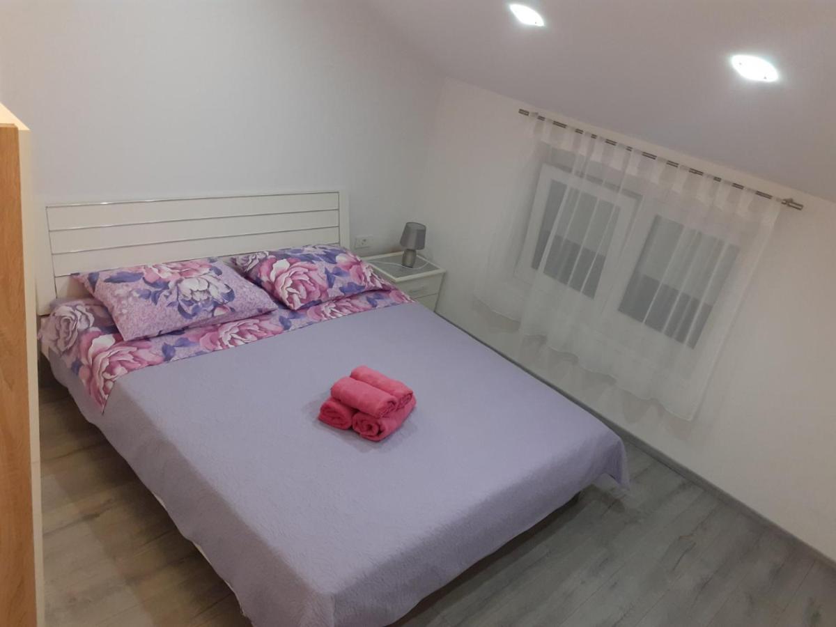 Apartmani Dream 普拉 外观 照片